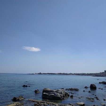 Suite Sul Mare ジャルディーニ・ナクソス エクステリア 写真